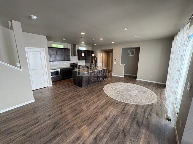 Building Photo - 3033 Sykes Dr