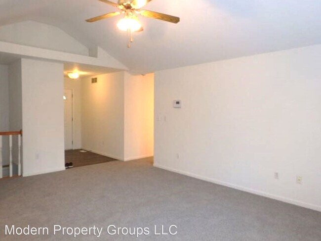 Building Photo - 4 br, 3 bath House - 2215 Maricopa Dr
