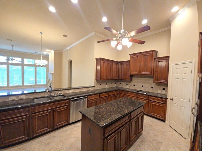 Foto del edificio - 13022 Catalina Grove Ln