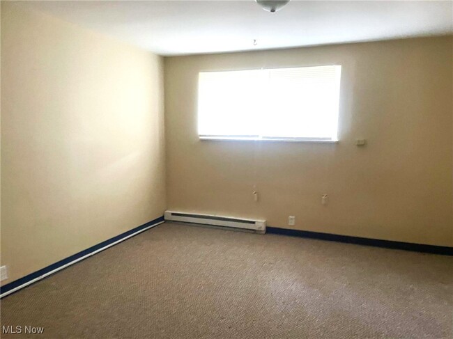 Building Photo - 2809 Sunset Blvd