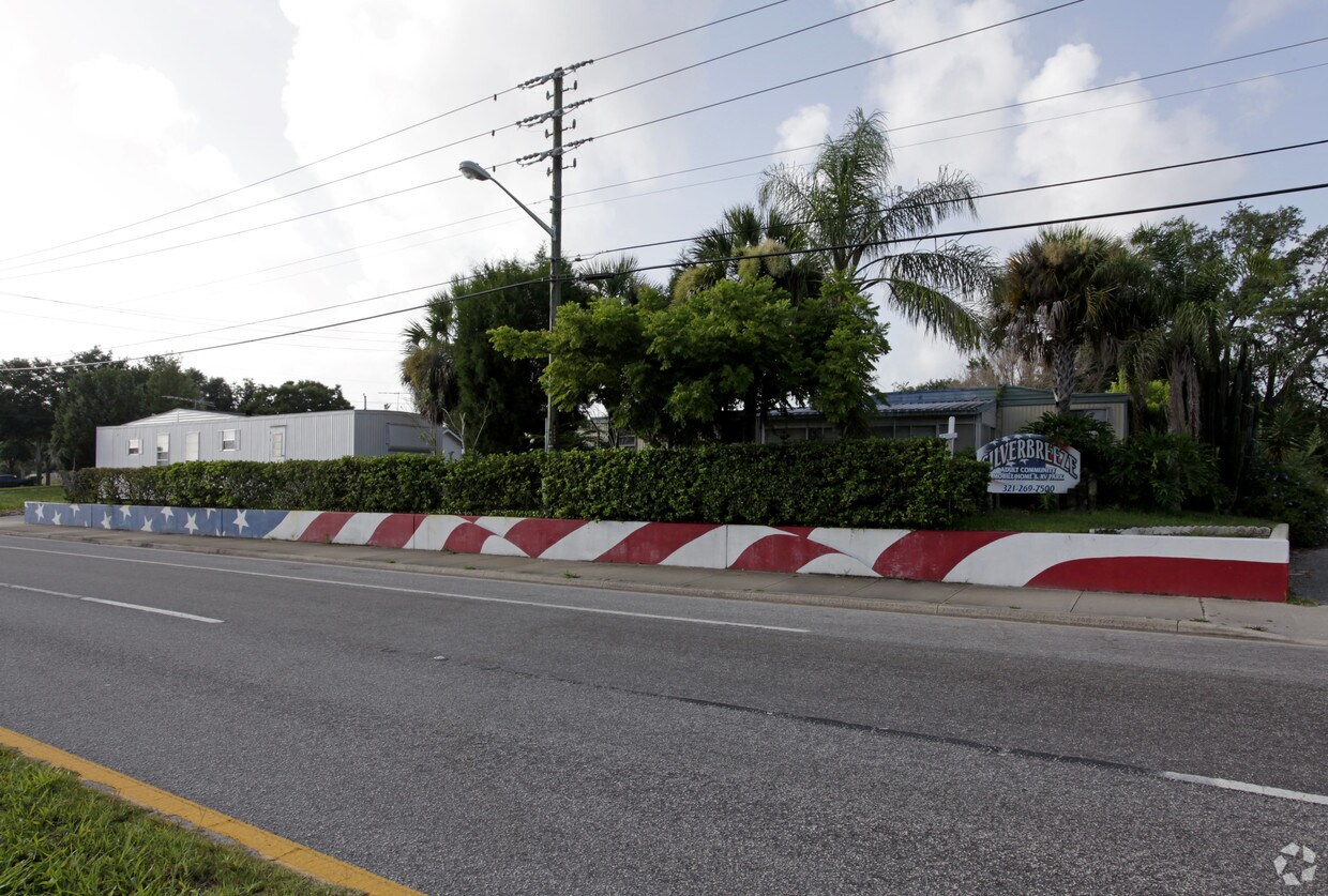 Primary Photo - Silverbreeze Mobile Home Park