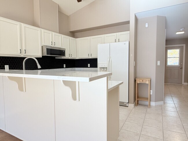 Photo du bâtiment - 847 Cousineau Rd