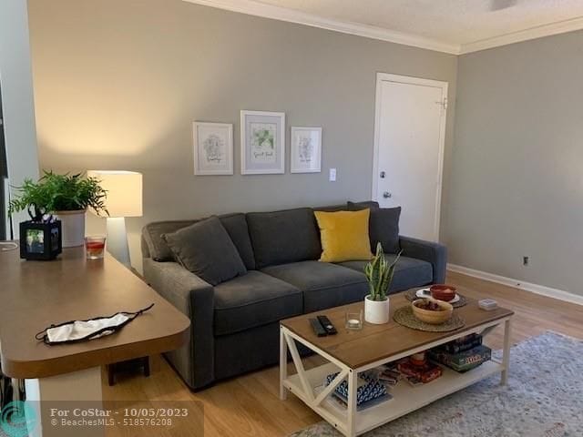 Building Photo - 2251 NE 66th St