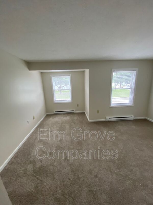 Foto del edificio - 17 Indian Brook Cir