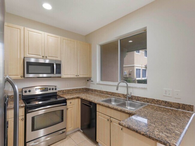 Foto del edificio - 4282 Berkshire Wharf Dr