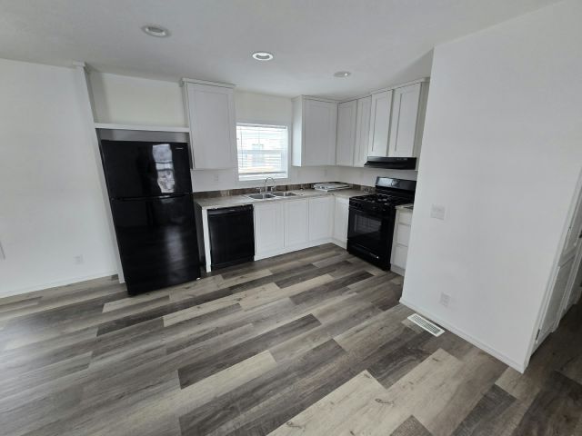 Foto del edificio - 142 Lynn Ln