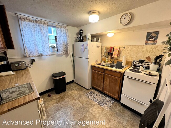 2 br, 1 bath House - 1619 Pierre St, Unit B photo'