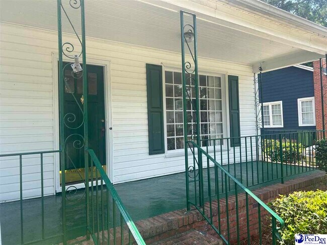 Foto del edificio - 1308 Wenonah Dr