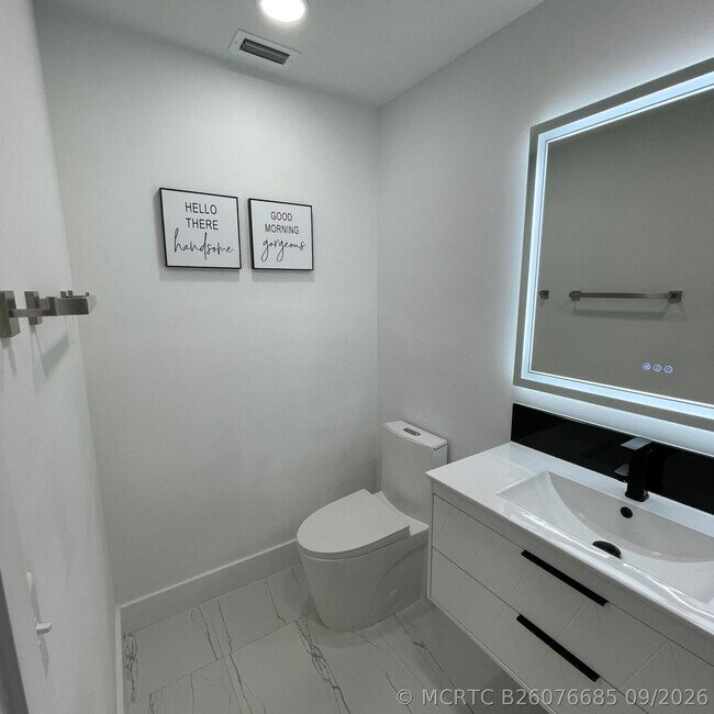 Foto del edificio - 528 N Margaret Ct