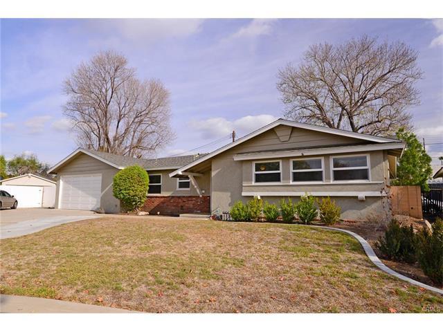 Building Photo - 1535 E Everett Pl