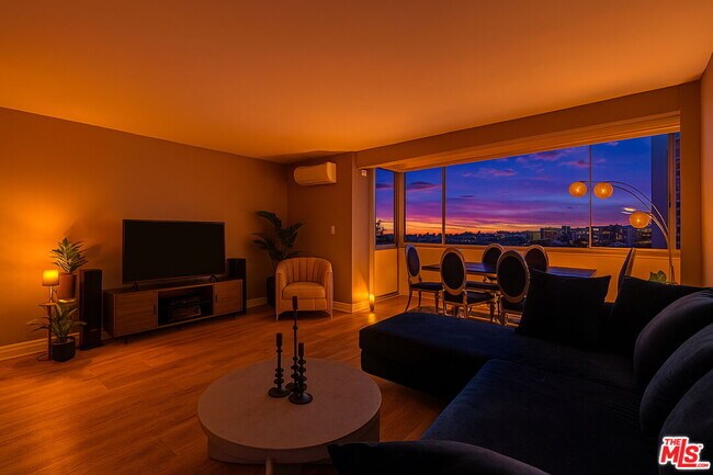 Foto del edificio - 969 Hilgard Ave