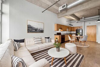 Building Photo - Library Lofts