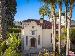 Building Photo - 2063 Grace Ave