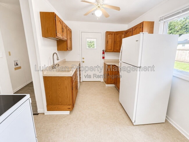 Building Photo - 3006 Nellbert St