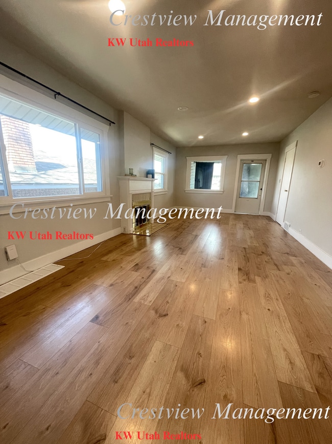 Photo - Deem Triplex Apartment