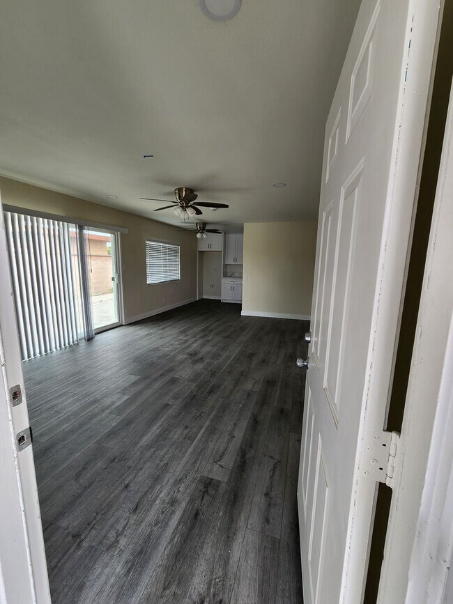 Foto del edificio - Charming 3-Bedroom Home Just 10 Minutes fr...