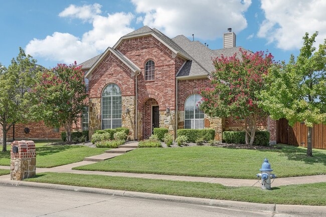 Building Photo - 11295 Apple Valley Dr