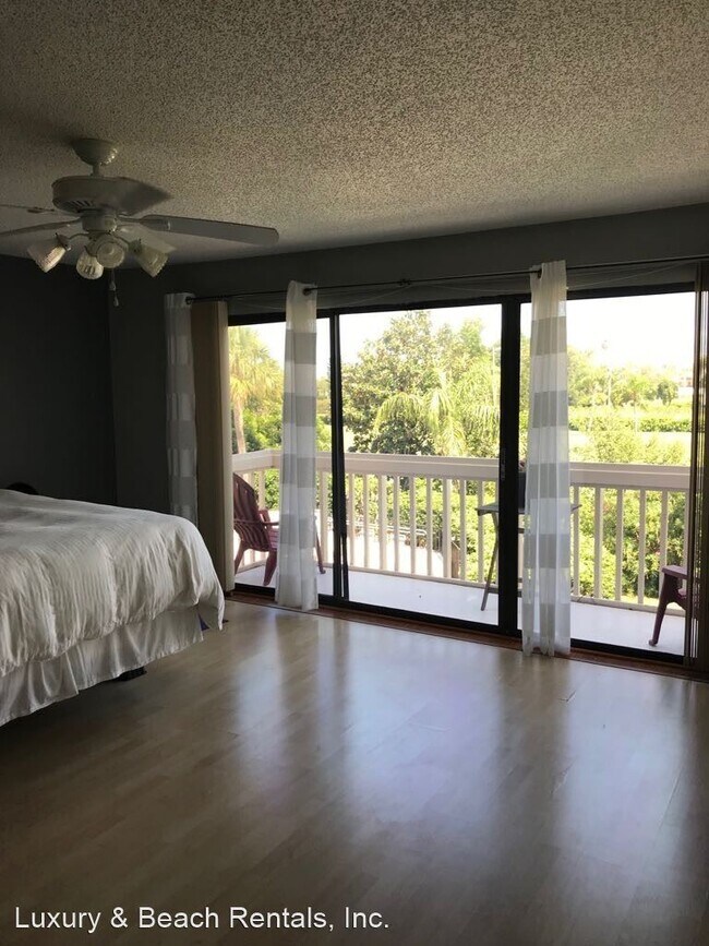 Foto del edificio - 3 br, 2 bath House - 5565 Escondida Blvd