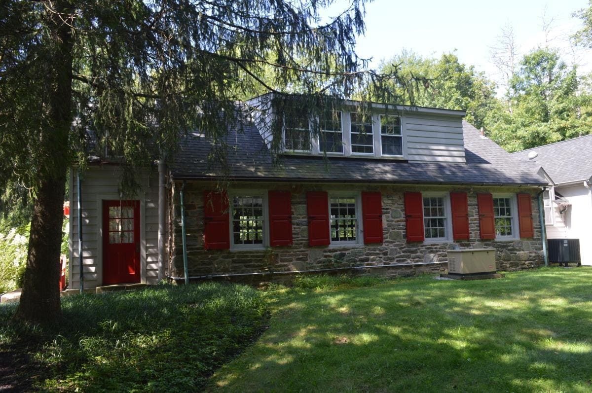 Primary Photo - 136 Grubb Rd
