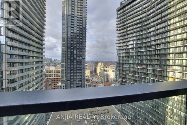 Building Photo - 38 Widmer St