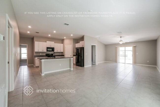 Building Photo - 1893 Crinkle Leaf Ct