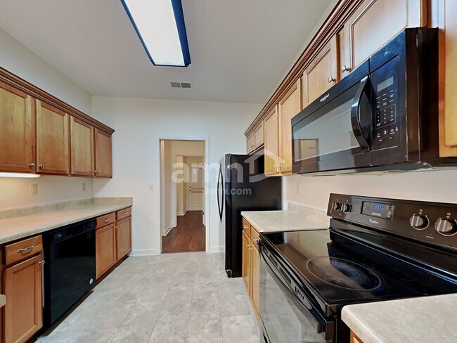 Foto del edificio - 1663 Brimhill Ln