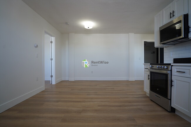 Foto del edificio - 740 E 7th St