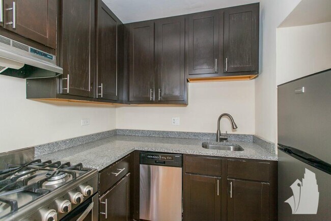 Foto del edificio - 4734 N Hermitage