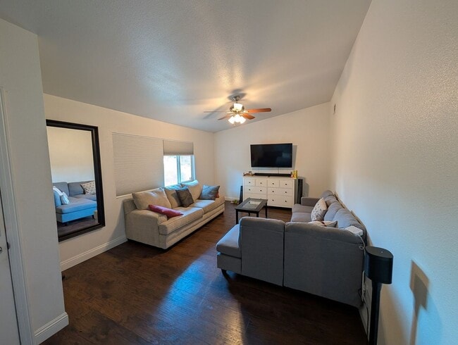 Foto del edificio - 5544 Chestnut St