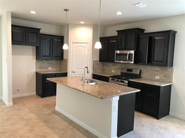 Building Photo - 216 Sunken Meadow Ct