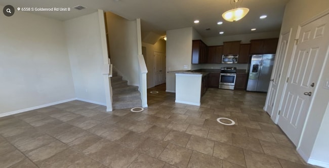 Building Photo - 3 Bedroom / 2.5 Bath / 2 Car Garage Townho...