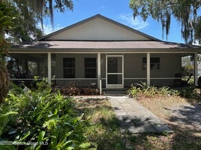 Building Photo - 5215 Lake Poinsett Rd