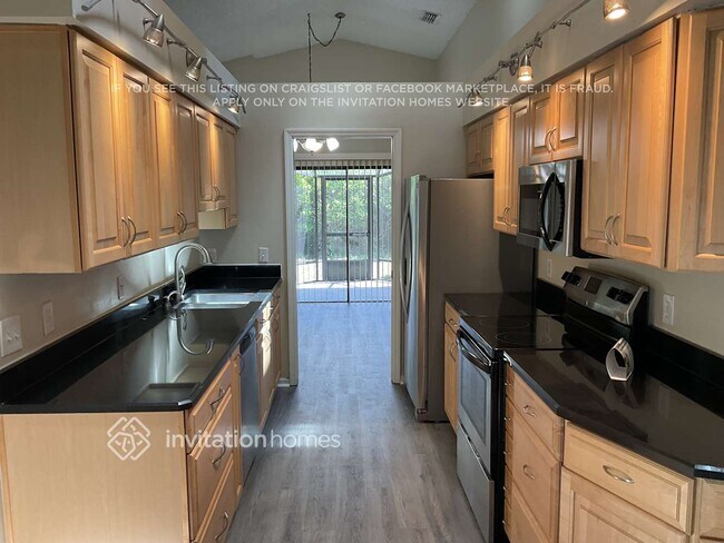 Foto del edificio - 5022 Cypress Trace Dr