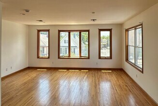Building Photo - 150 Clendenny Ave