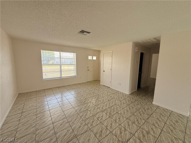 Foto del edificio - 1912 SE 8th Ave