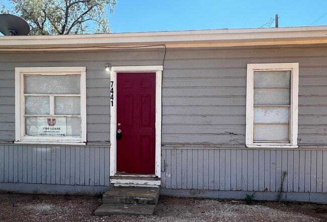 Foto del edificio - $0 First Month's Rent / $0 Deposit at Move-in