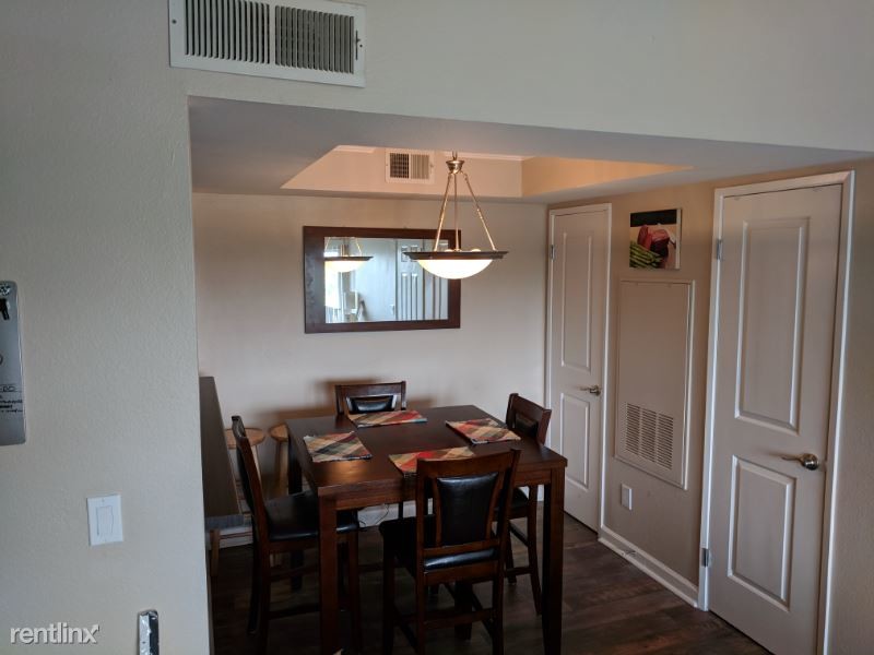 Foto principal - 1757 Mill Springs Common