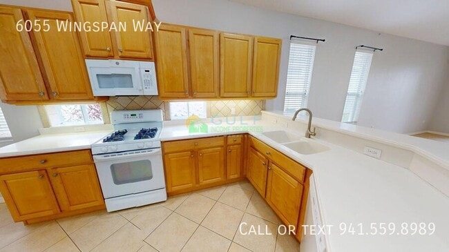 Foto del edificio - 6055 Wingspan Way