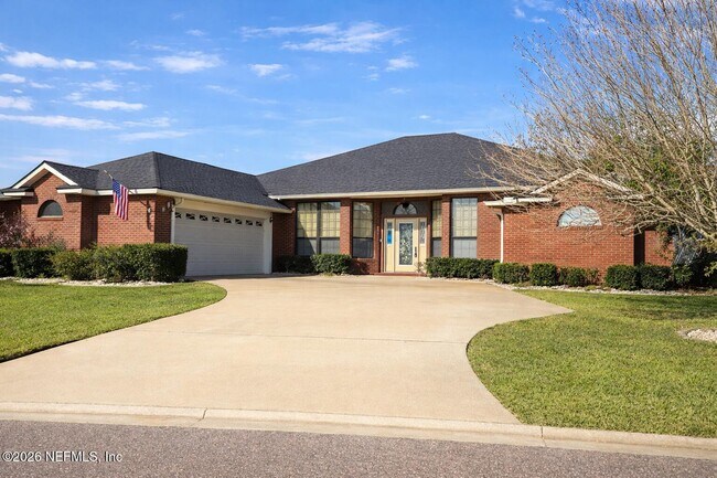 Foto del edificio - 1392 Hawks Crest Dr