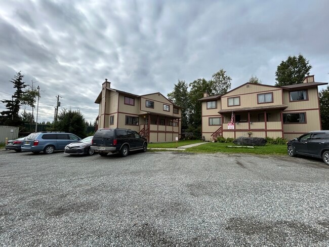 Building Photo - Denali St
