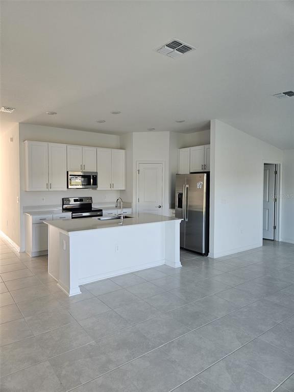 Foto principal - 914 Cattleman St