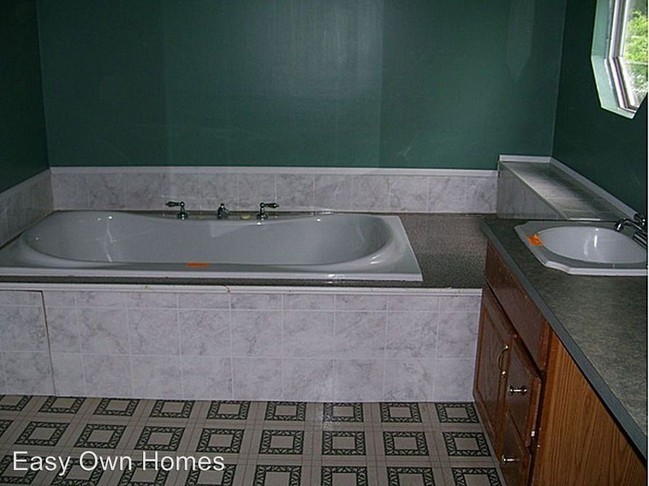 Building Photo - 3 br, 2 bath House - 604 Watts Ave.