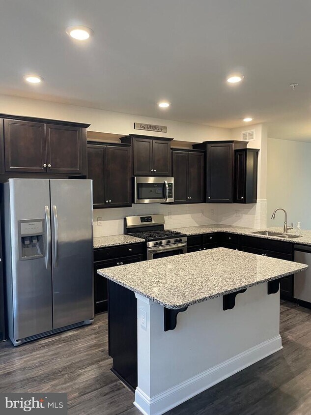 9735 Orkney Pl, Waldorf, MD 20601 Townhome Rentals in Waldorf MD