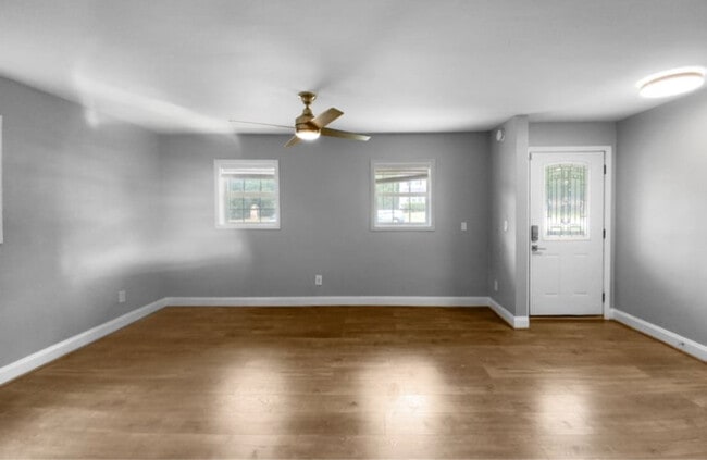 Building Photo - 2653 Tilson Rd