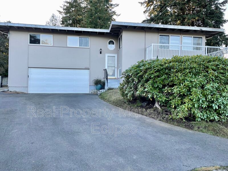 18926 65th Pl W Unit Upper, Lynnwood, WA 98036 Condo for Rent in