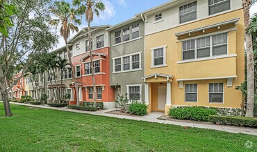 Building Photo - 1727 San Benito Way