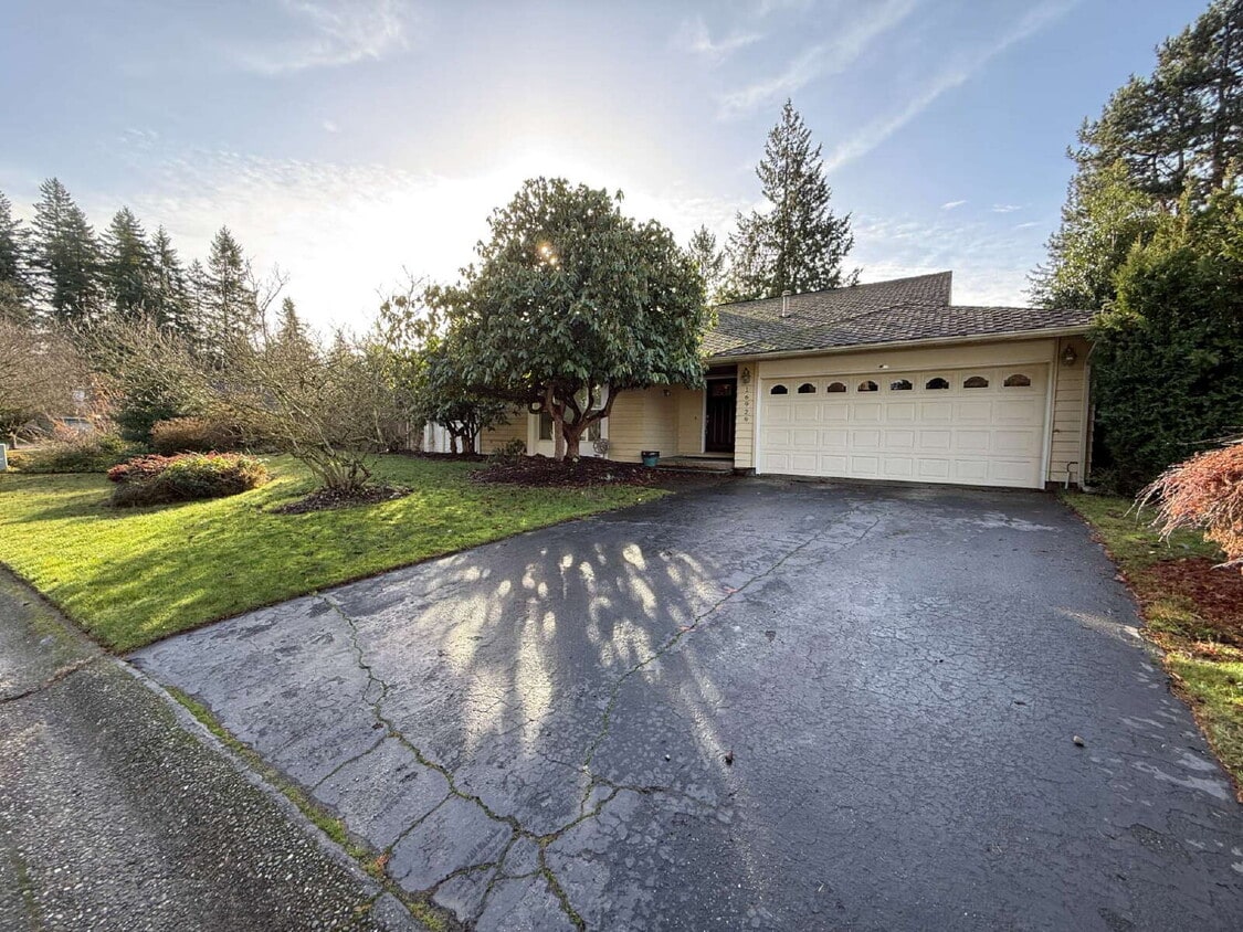 Spacious 4-Bedroom Retreat in Renton Available! - Spacious 4-Bedroom Retreat in Renton Available!