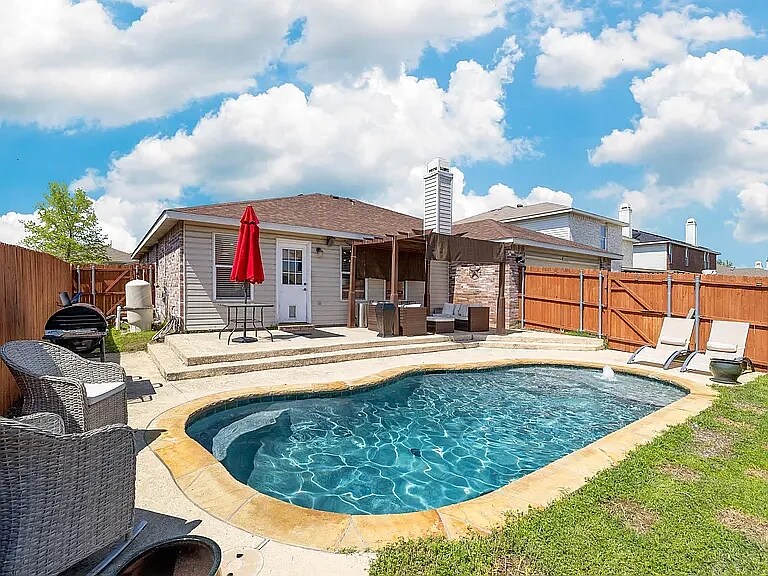 Foto principal - 1435 Greenbrook Dr