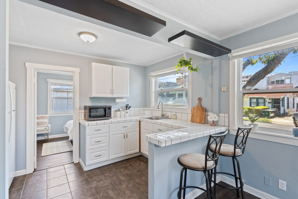 Foto principal - 5512 Beaudry St