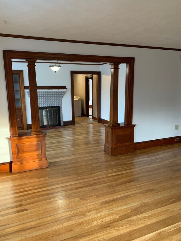 Primary Photo - 178 Cottage Rd